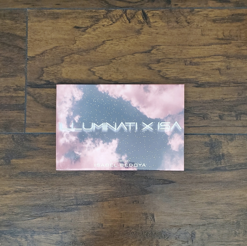 Illuminati X Isa Glam Eyeshadow Pallette